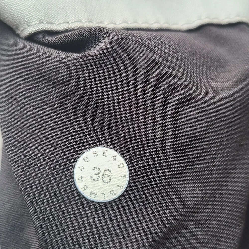 Lululemon Mens 36 Gray Stretch Chino Pants Straight Leg 5 Pocket 41 Inseam